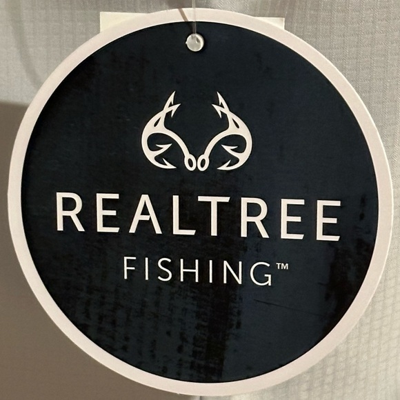 Women's Sleeveless Real Tree fishing top size small. - Picture 7 of 7